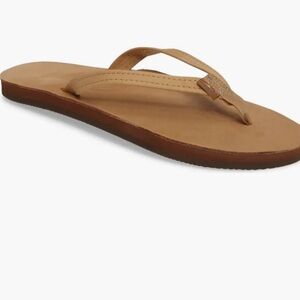 WORN ONCE! Rainbow Flipflops size Large (W7.5-8.5) in Sierra